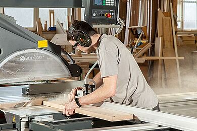 Ausbildung zum Holzbearbeitungsmechaniker bei Haas